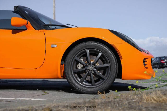 2005 Lotus Elise