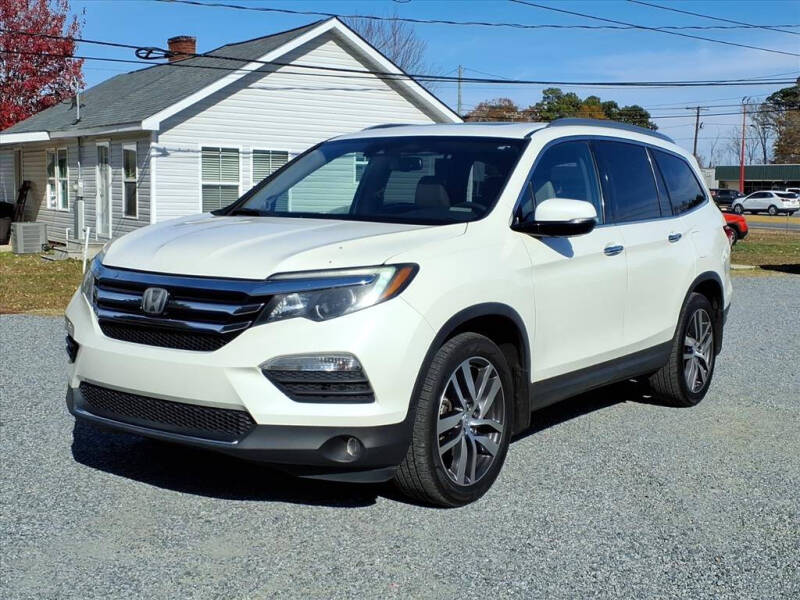 2018 Honda Pilot Touring's photo