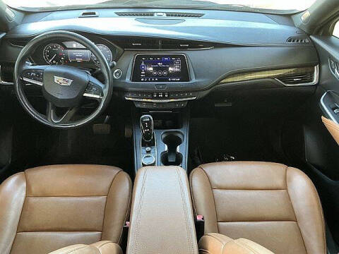 2020 Cadillac XT4 Premium Luxury