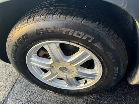 2005 Chrysler Pacifica Touring