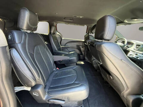 2018 Chrysler Pacifica Touring L Plus