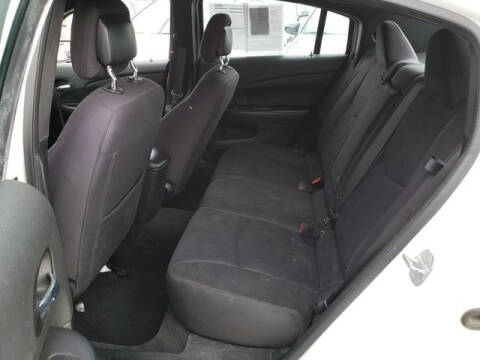 2014 Chrysler 200 LX