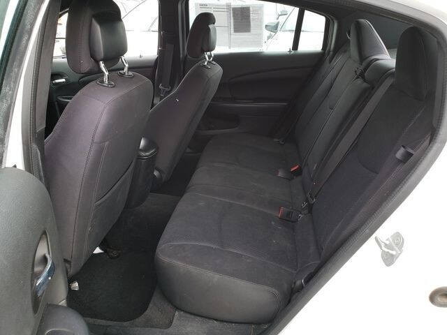 2014 Chrysler 200 LX