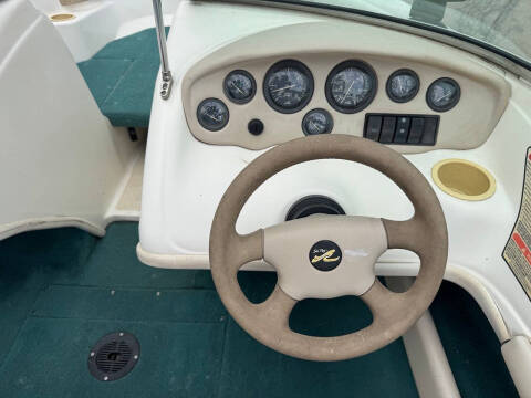 1998 Sea Ray 17' 5"