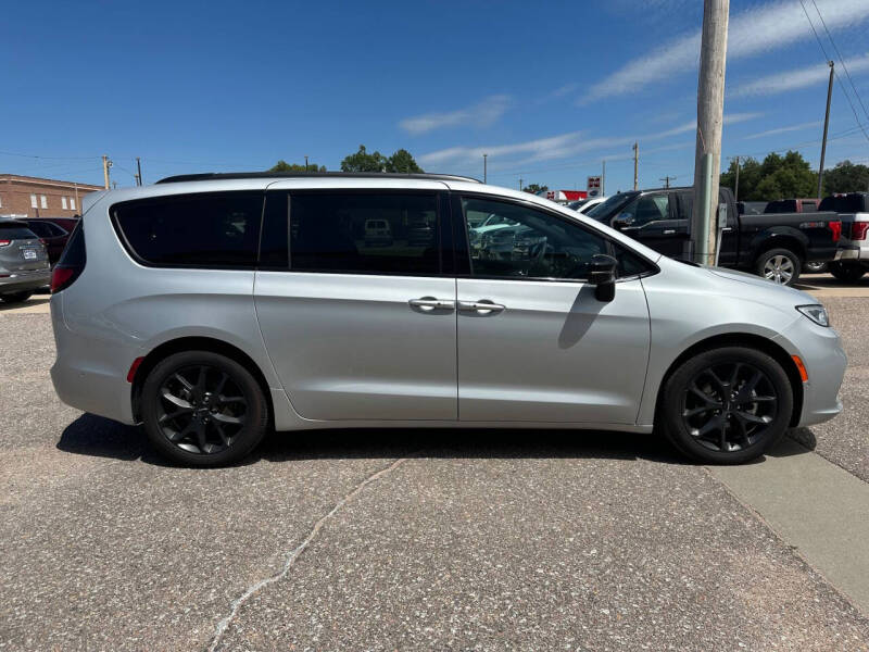 2024 Chrysler Pacifica Limited