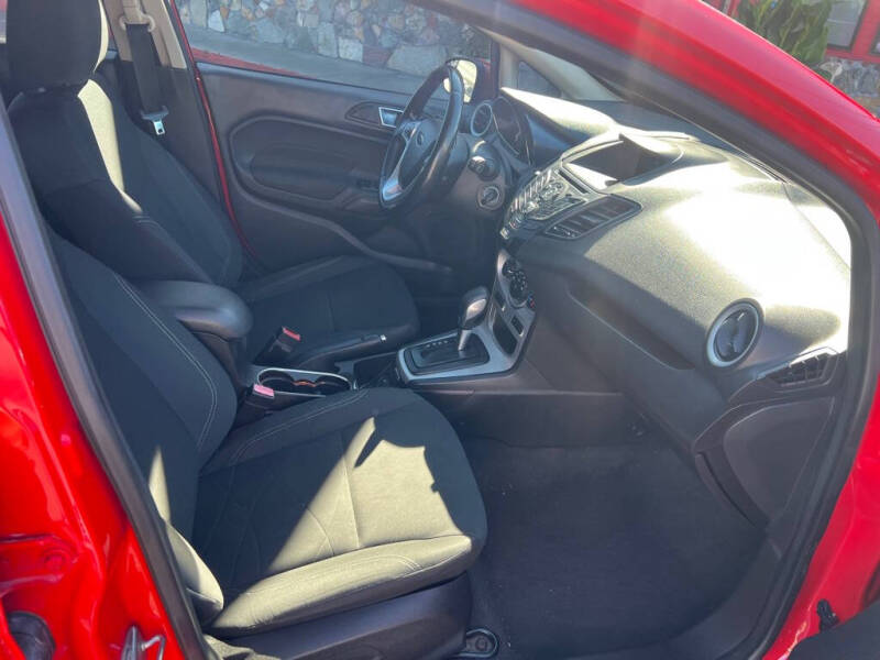 2015 Ford Fiesta SE