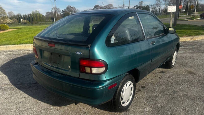 1996 Ford Aspire