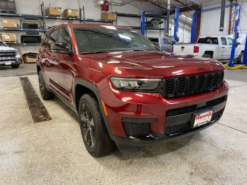 2022 Jeep Grand Cherokee L for sale at Victoria Auto Sales in Victoria, MN