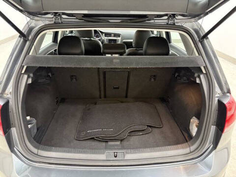 2017 Volkswagen Golf TSI Wolfsburg Edition