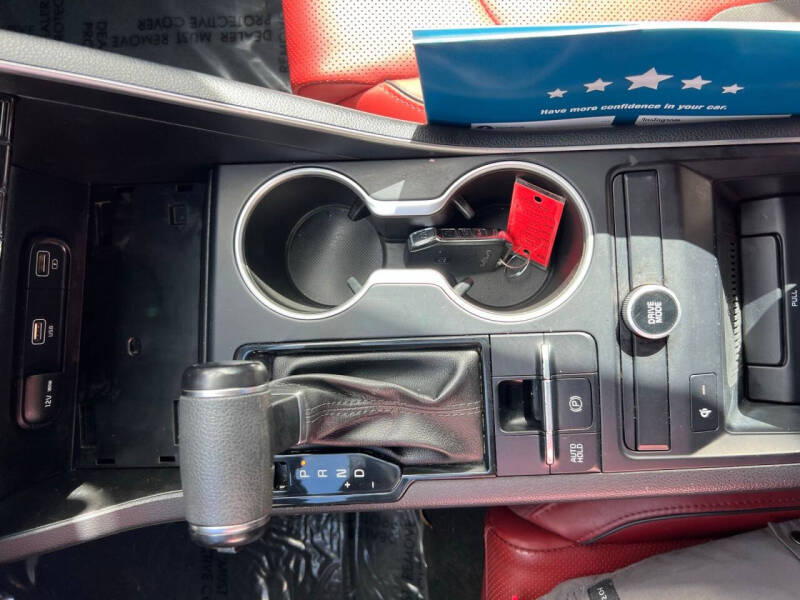 2022 Kia K5