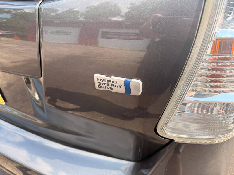 2013 Toyota Prius v Two