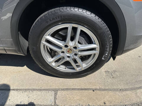 2016 Porsche Cayenne