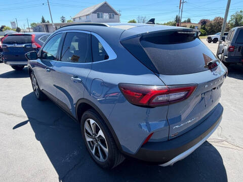 2024 Ford Escape Platinum