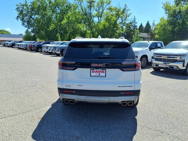 2025 GMC Acadia Elevation