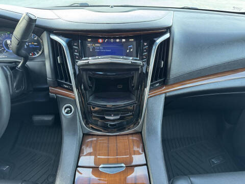 2018 Cadillac Escalade ESV Premium Luxury