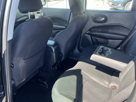 2019 Jeep Compass Sport