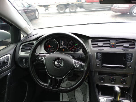 2015 Volkswagen Golf SportWagen TDI S