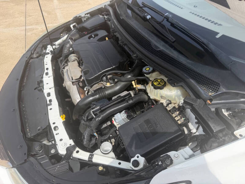 2017 Chevrolet Cruze LT Auto