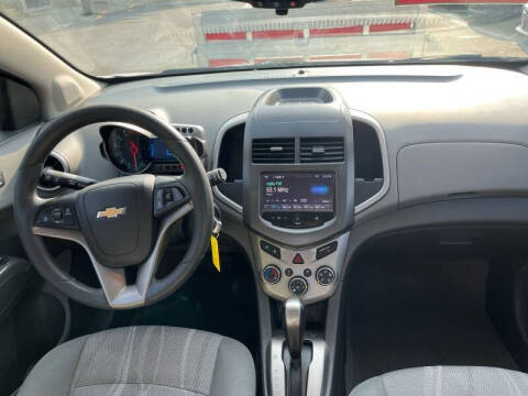 2016 Chevrolet Sonic LT Auto