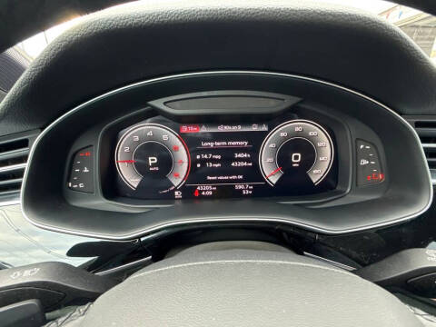 2022 Audi Q7 quattro Premium Plus 55 TFSI