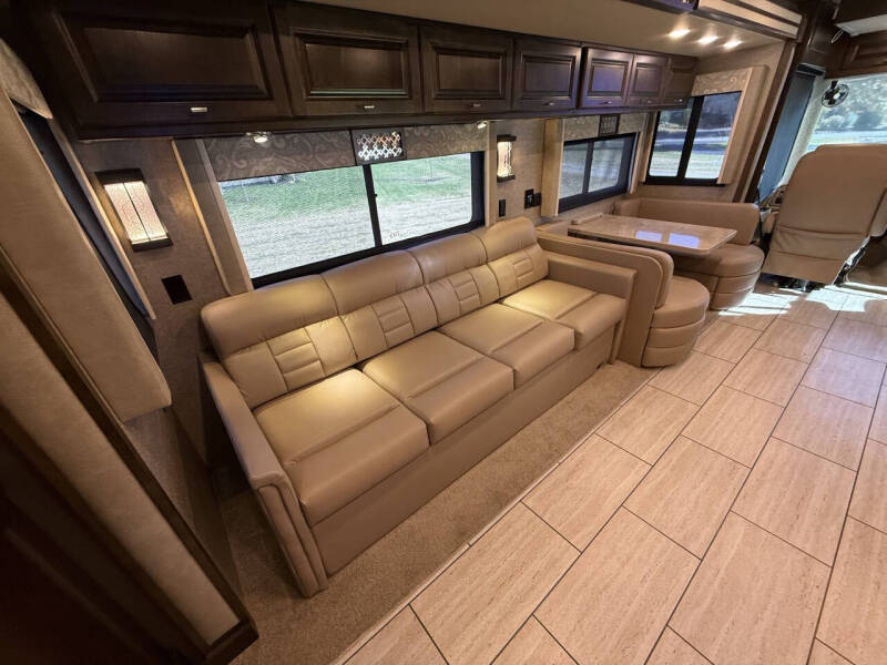 2019 Tiffin Allegro Open Road