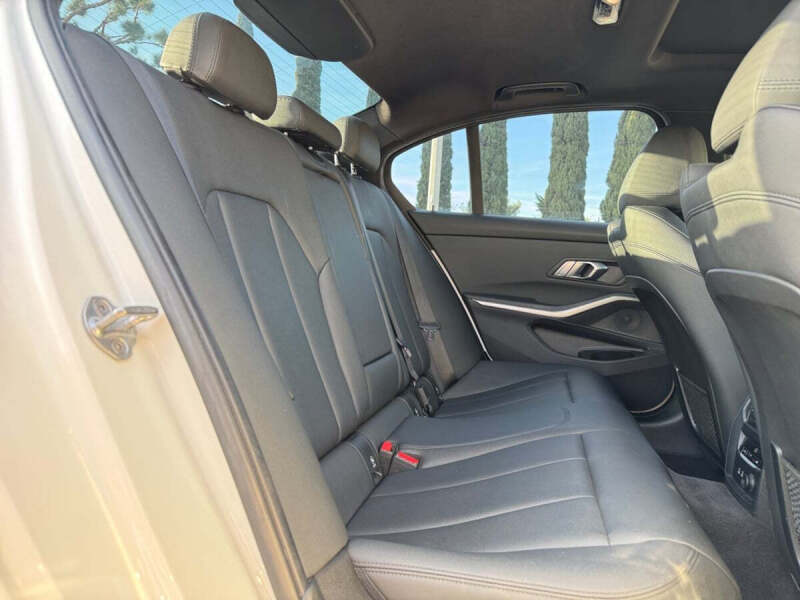 2019 BMW 3 Series 330i