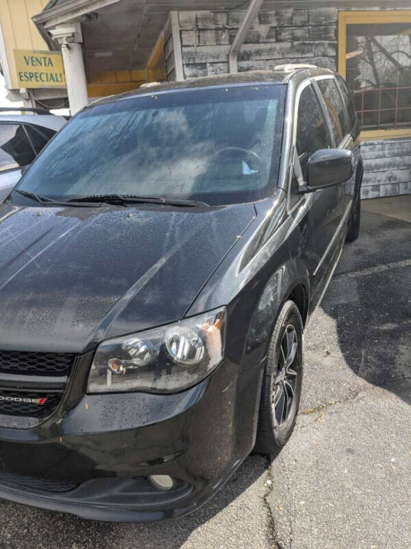 2017 Dodge Grand Caravan GT photo 3