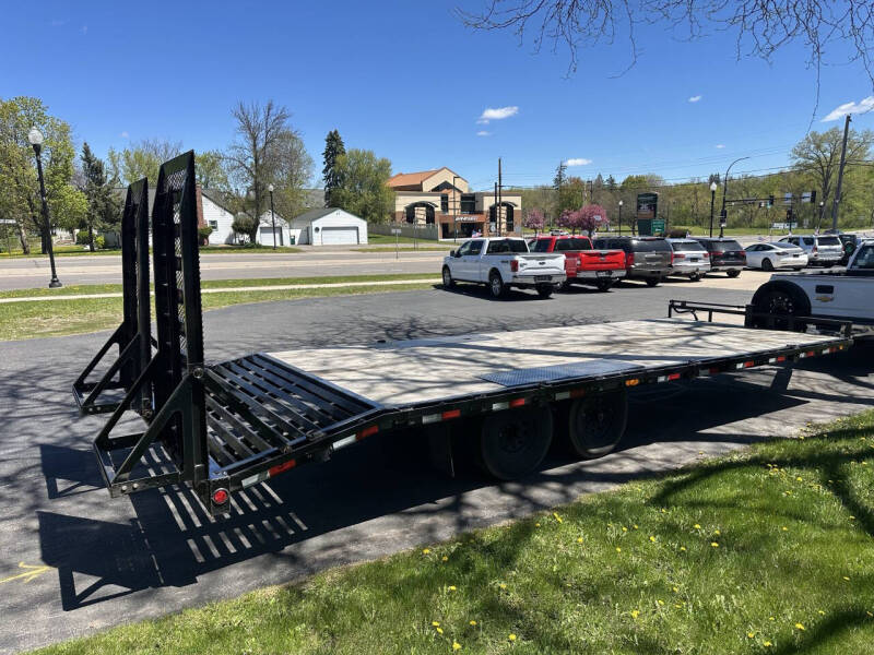 2024 PJ Trailers 8.5FT BY 25FT