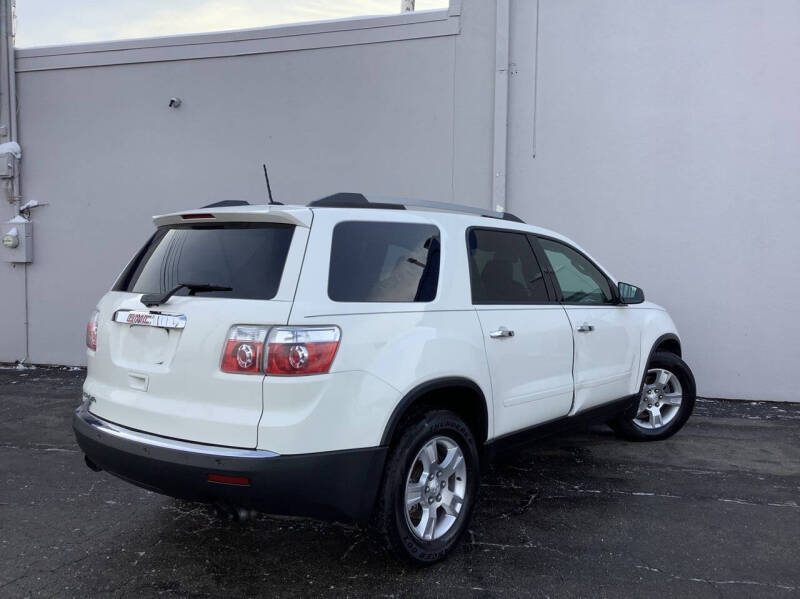 2011 GMC Acadia SLE