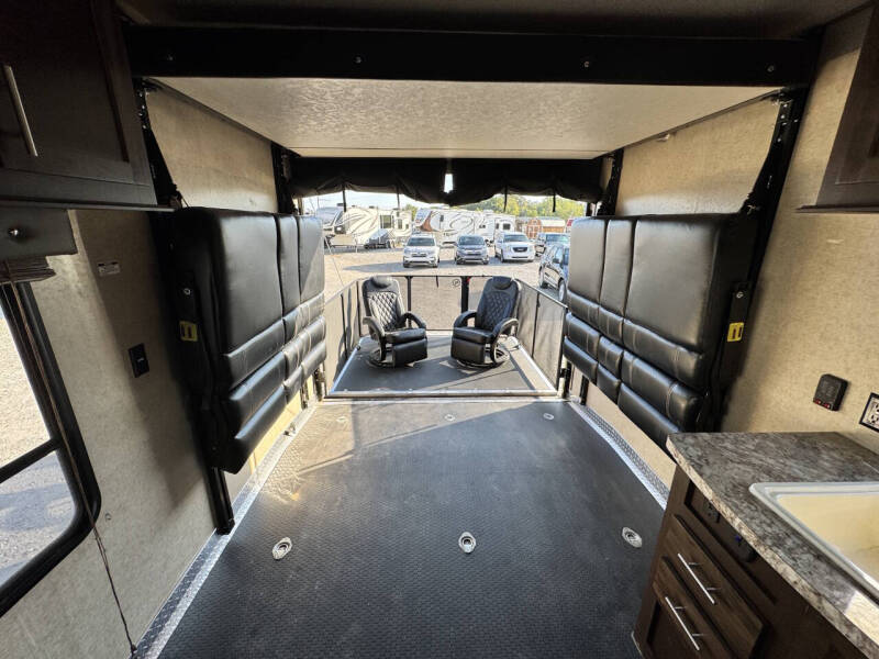 2018 Forest River XLR Boost M-27QB