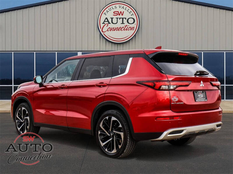 2024 Mitsubishi Outlander SE