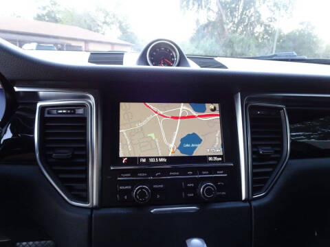 2016 Porsche Macan S