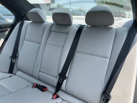 2011 Mercedes-Benz C-Class