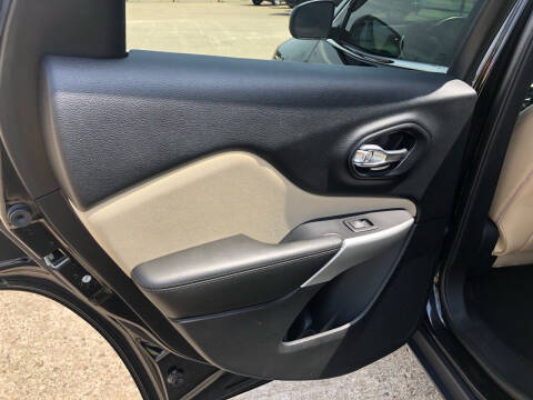 2017 Jeep Cherokee Latitude