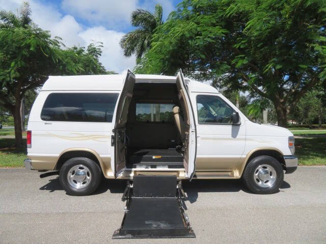 2014 Ford E-Series E-150