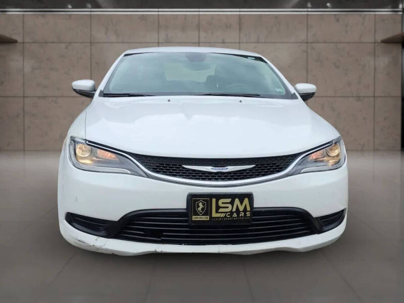2015 Chrysler 200 LX