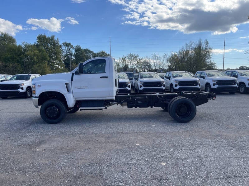 2024 Chevrolet Silverado 5500HD