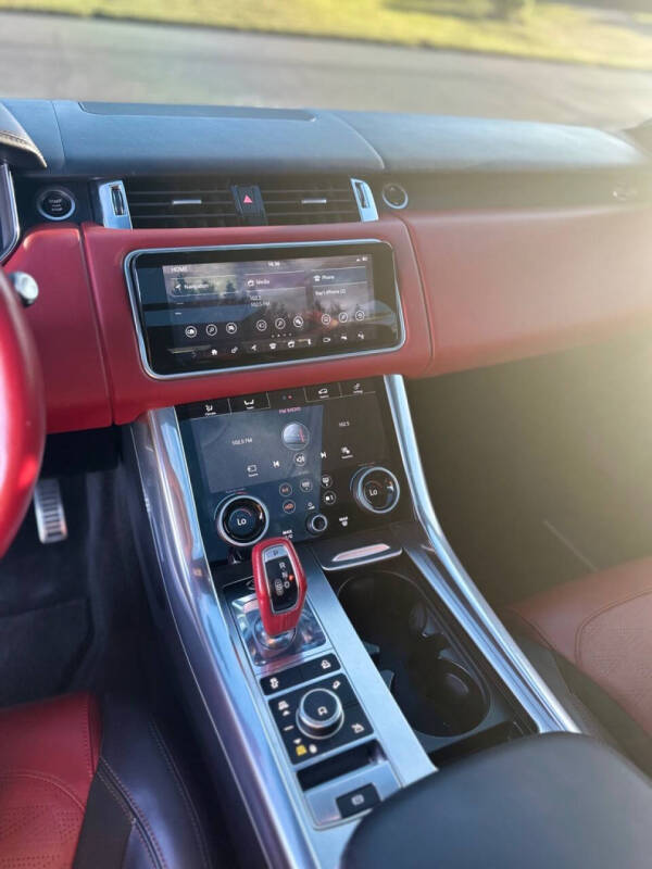 2021 Land Rover Range Rover Sport SVR