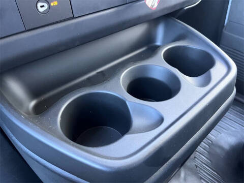 2025 Chevrolet Express 2500