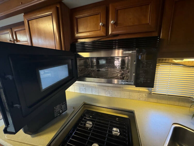 2005 country inspire