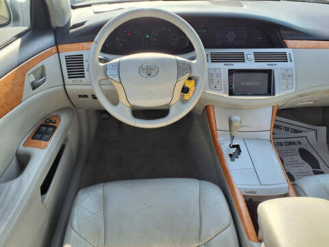 2005 Toyota Avalon XLS