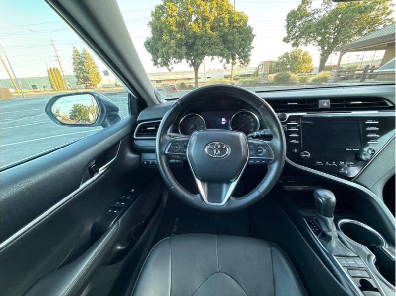 2020 Toyota Camry XSE