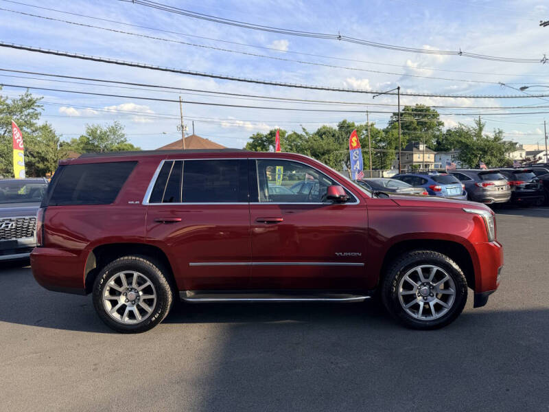 2017 GMC Yukon SLE