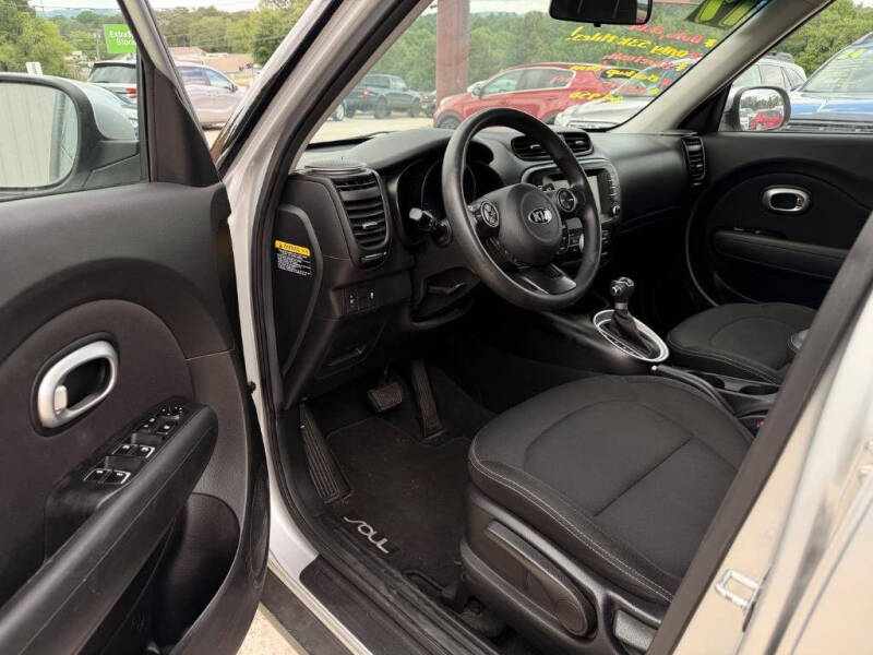 2019 Kia Soul +