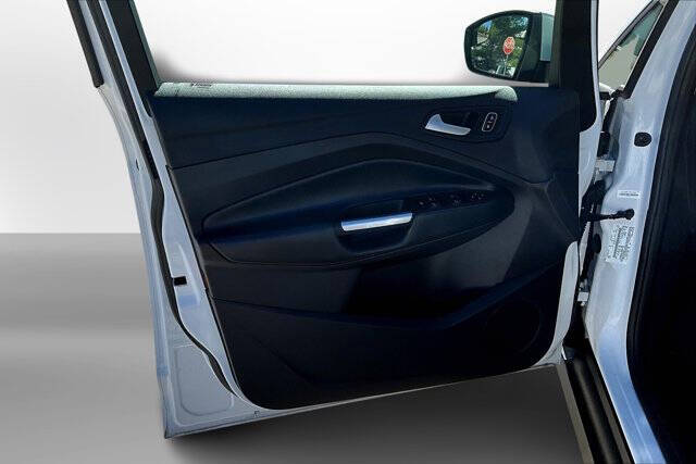 2017 Ford C-MAX Hybrid SE