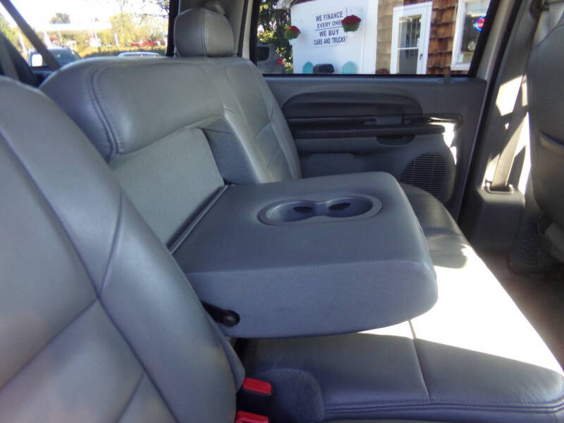 2003 Ford Excursion XLT