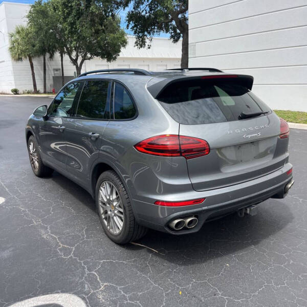 2017 Porsche Cayenne S