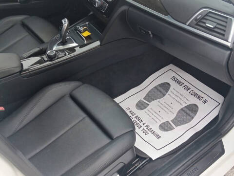 2016 BMW 3 Series 320i