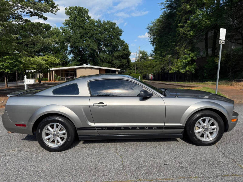 2008 Ford Mustang V6 Deluxe