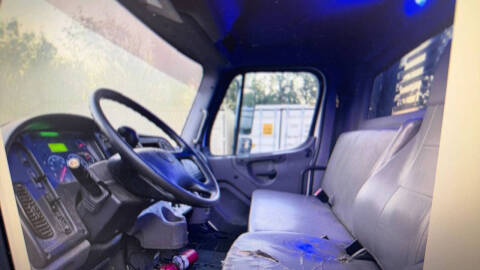 2020 Freightliner M2 106